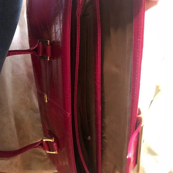 Handbags - The Find Fuchsia handbag